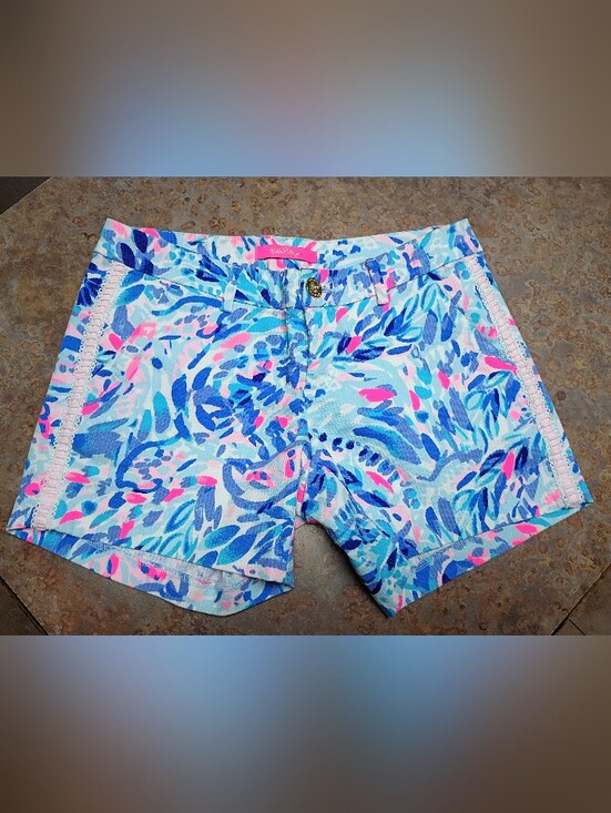 Lilly Pulitzer Pants - Lilly Pulitzer Light Blue, Pink & Navy Tropical Print Jean Shorts